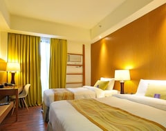 Khách sạn Ferra Premier By Jg (Balabag, Philippines)