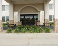Holiday Inn Express Hotel & Suites Maryville, an IHG Hotel (Maryville, USA)
