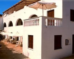 Khách sạn Yachting Club Inn (Spetses, Hy Lạp)