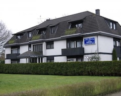 Khách sạn Haus Bröring (Bad Zwischenahn, Đức)