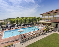 Khách sạn Hotel Europa (Caorle, Ý)