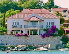 Hotel Villa Almadria Adults Only Luxury Bed & Breakfast (Slano, Croatia)