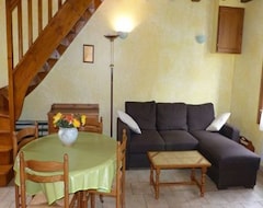 Tüm Ev/Apart Daire Rural Gite House Of Character With Outdoor Swimming Pool (Villegenon, Fransa)