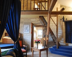 Bed & Breakfast Château de la Motte (Usseau, Francuska)