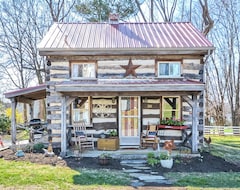 Toàn bộ căn nhà/căn hộ Vintage Cabin In The Heart Of Middletown , Md. Pet Friendly And Prime Location. (Boonsboro, Hoa Kỳ)
