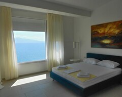 Tüm Ev/Apart Daire Valentino apartments Bouganville Bay Saranda (Saranda, Arnavutluk)