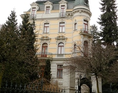 Khách sạn Vila Ahlan (Karlovy Vary, Cộng hòa Séc)