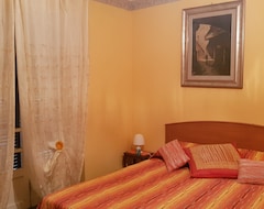 Guesthouse Ambrabed Lunghezza Station (Rome, Italy)
