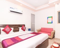 Khách sạn OYO 4472 Hotel Chandra Deep (Kanpur, Ấn Độ)