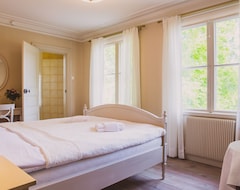Bed & Breakfast Ruders Egendom (Tibro, Thụy Điển)