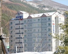 Hotel Goodstay Highvalley (Jeongseon, Južna Koreja)