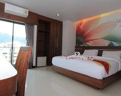 The Crystal Beach Hotel (Patong Strand, Thailand)