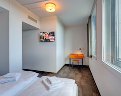 MEININGER Hotel München Olympiapark (Münih, Almanya)