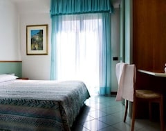 Hotelli Mediterraneo (San Benedetto del Tronto, Italia)