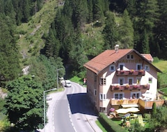 Hotel Gasthof Rose (Gries am Brenner, Austria)