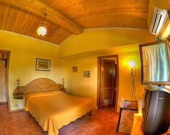 Hotel Agriturismo Poggio Del Drago (Manciano, Italia)