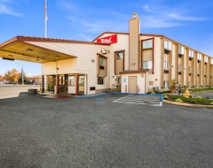 Hotel Red Roof Inn & Suites Medford - Airport (Medford, Sjedinjene Američke Države)
