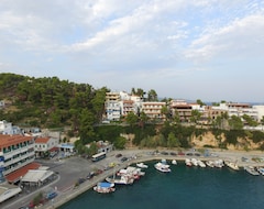 Khách sạn Hotel Levantes (Patitiri, Hy Lạp)