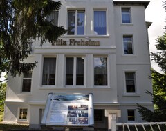 فندق Villa Frohsinn (أوشتسباد سيلين, ألمانيا)