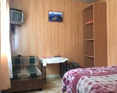 Pansiyon Apartment On Pikhtoviy Mys (Karachayevsk, Rusya)