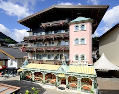 Hotel Bauer (Saalbach-Hinterglemm, Austrija)
