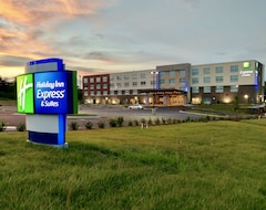 Holiday Inn Express & Suites Raleigh Airport - Brier Creek, an IHG Hotel (Raleigh, USA)
