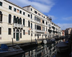 Hotel Casa Caburlotto (Venecia, Italia)