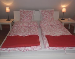 Hotel Rooms For Rent (Etyek, Mađarska)
