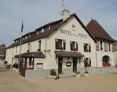 Hotelli Logis Hotel Restaurant De La Poste (Le Mêle-sur-Sarthe, Ranska)