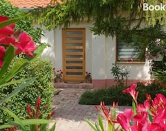 Cijela kuća/apartman Fured Deluxe Garden Apartment (Balatonfured, Mađarska)