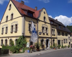 Khách sạn Hotel-Gasthof Die Post Brennerei Frankenhohe (Schillingsfürst, Đức)
