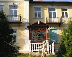 Khách sạn Dworek Tarnowski (Ciechocinek, Ba Lan)