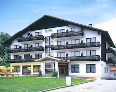 Hotelli Hubertushof Und Gasthof Genosko (Spiegelau, Saksa)