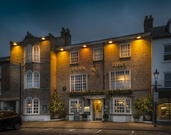 The Golden Fleece Hotel (Thirsk, United Kingdom)
