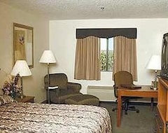 Khách sạn Buena Vista Inn & Suites (Storm Lake, Hoa Kỳ)