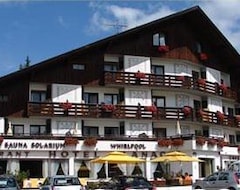 Khách sạn Parkhotel Planac (Corvara, Ý)