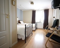 Bed & Breakfast Hotell Zlafen Bed And Breakfast (Karlskoga, Sverige)