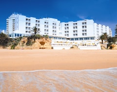 Otel Holiday Inn Algarve (Armação de Pêra, Portekiz)
