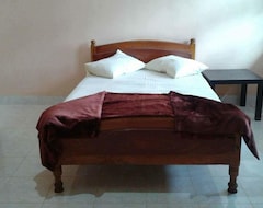 Hotel Shantha Nikethana Holiday Resort. (Nuwara Eliya, Šri Lanka)
