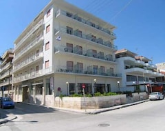 Hotel Fadira (Xylokastron, Greece)