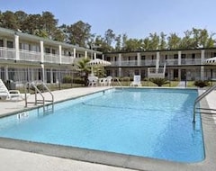 Khách sạn Days Inn By Wyndham Richmond Hill/Savannah (Richmond Hill, Hoa Kỳ)