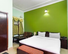 فندق SPOT ON 46687 Hotel Prabhu (دهرادون, الهند)