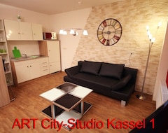 Hele huset/lejligheden Exklusives, Ruhiges City-apartment In Zentraler Documenta-top-lage Kassels (Cassel, Tyskland)
