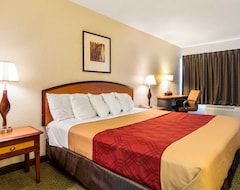 Hotel Econo Lodge Inn & Suites Conference Center Dublin (Dablin, Sjedinjene Američke Države)