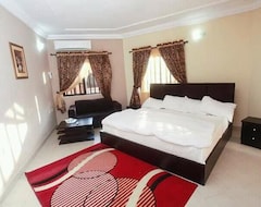 Khách sạn Carleton  And Suite (Oyo, Nigeria)
