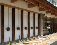 Hotel Housenkaku (Beppu, Japan)
