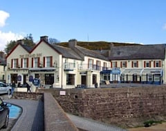 Hotel The Strand Inn (Dunmore East, Ireland)