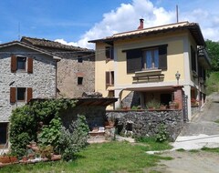 Casa rural Case La Sassa (Marliana, Ý)