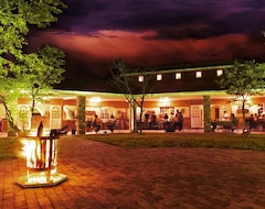 Otel Damara Mopana Lodge (Khorixas, Nambiya)