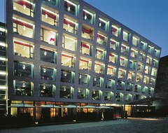 Radisson Blu Media Harbour Hotel (Düsseldorf, Germany)